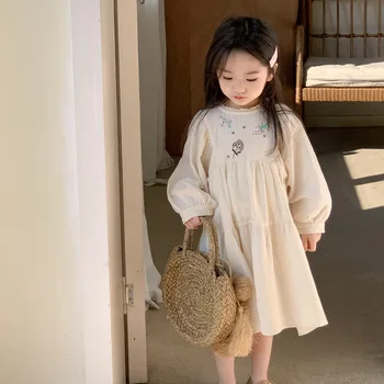 Вышитое платье для девочек на весну 2024 года для маленьких девочек с длинными рукавами и принцессой в Корейском стиле, Длинное платье